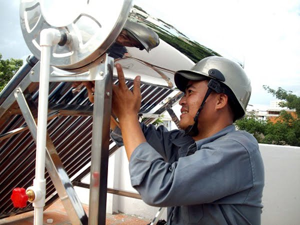 Cách xả e bình thái dương năng