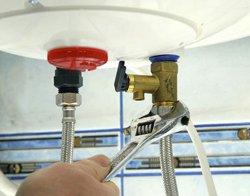 Khi nào cần xả e bình thái dương năng